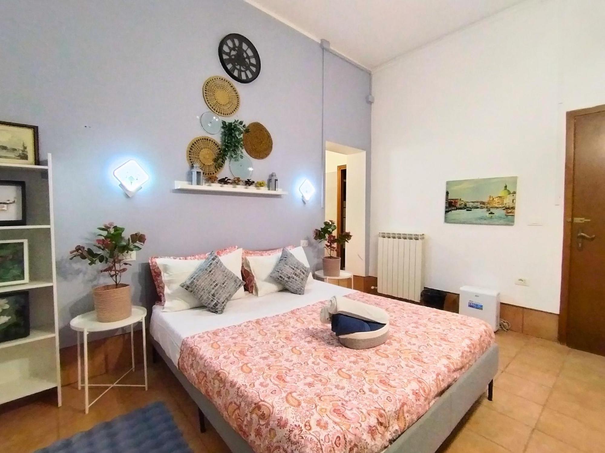 Pavarotti Venice Luaran gambar